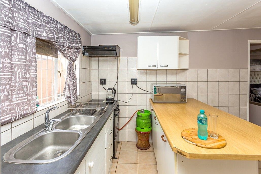 4 Bedroom Property for Sale in Brooklyn Western Cape
